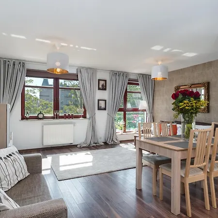 Elite By The River Danzica